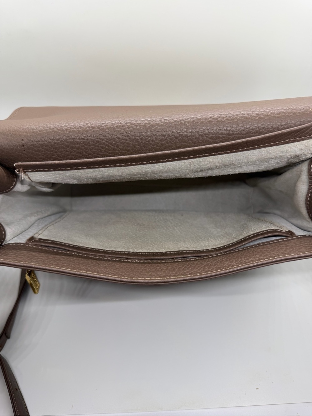 Cuyana Flap Crossbody Bag, Genuine Leather - Picture 5 of 16